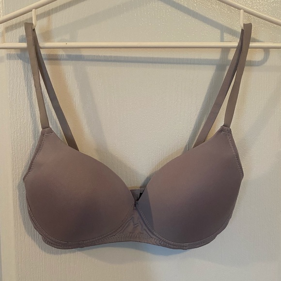 34C wireless bra - Picture 1 of 3